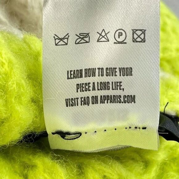 Apparis Oshin Beanie Kiwi Green Stripe Cream Pom Pom Recycled Knit Toboggan NEW! - Picture 7 of 8